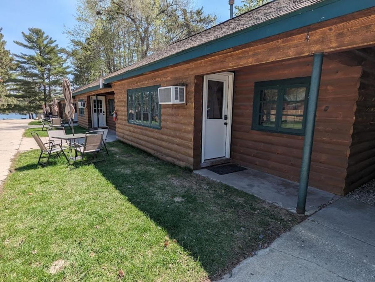 Riverside Point Resort Motel Park Rapids Exterior foto