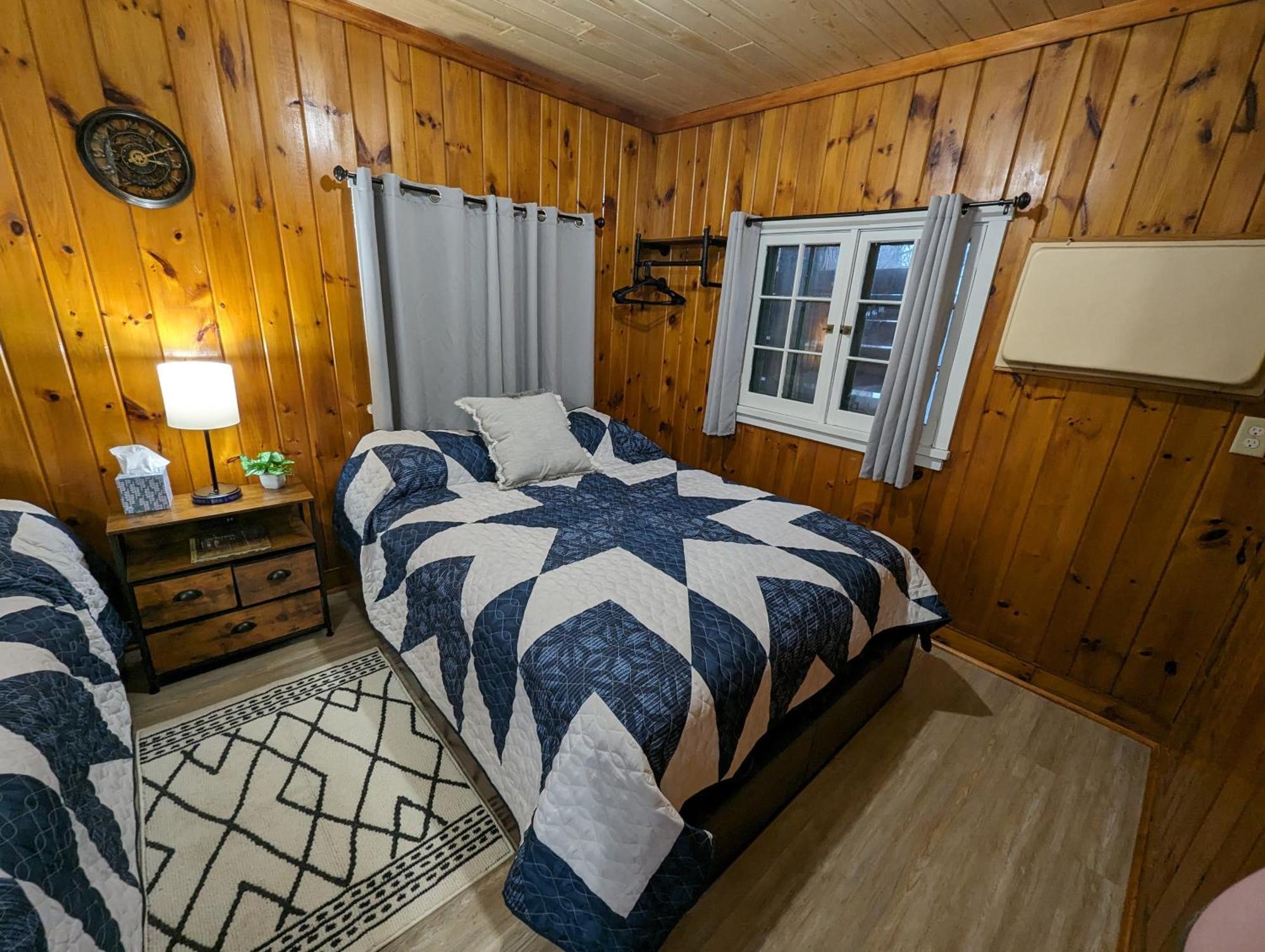 Riverside Point Resort Motel Park Rapids Exterior foto